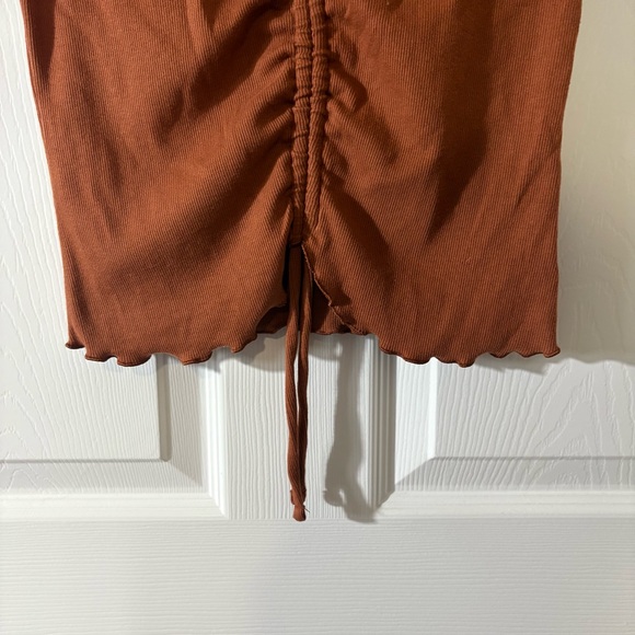 3 for 12$ 🌸 Brown ruched crop top - Picture 2 of 4